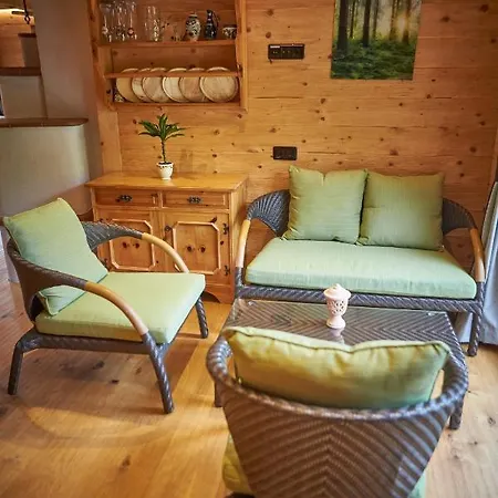 Alpstuga Woodstyle Chalet *
