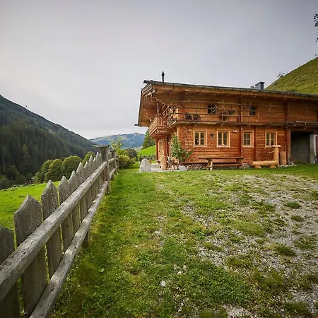 Woodstyle Chalet Alpstuga Saalbach-Hinterglemm